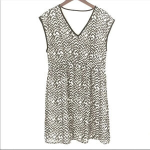 🍁 Black & white Ikat Fit & Flare Dress